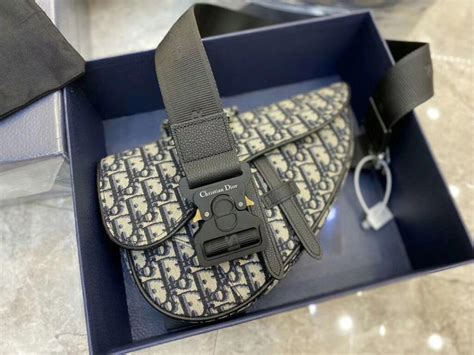 dior saddle bag mens|dior saddle bag black inside.